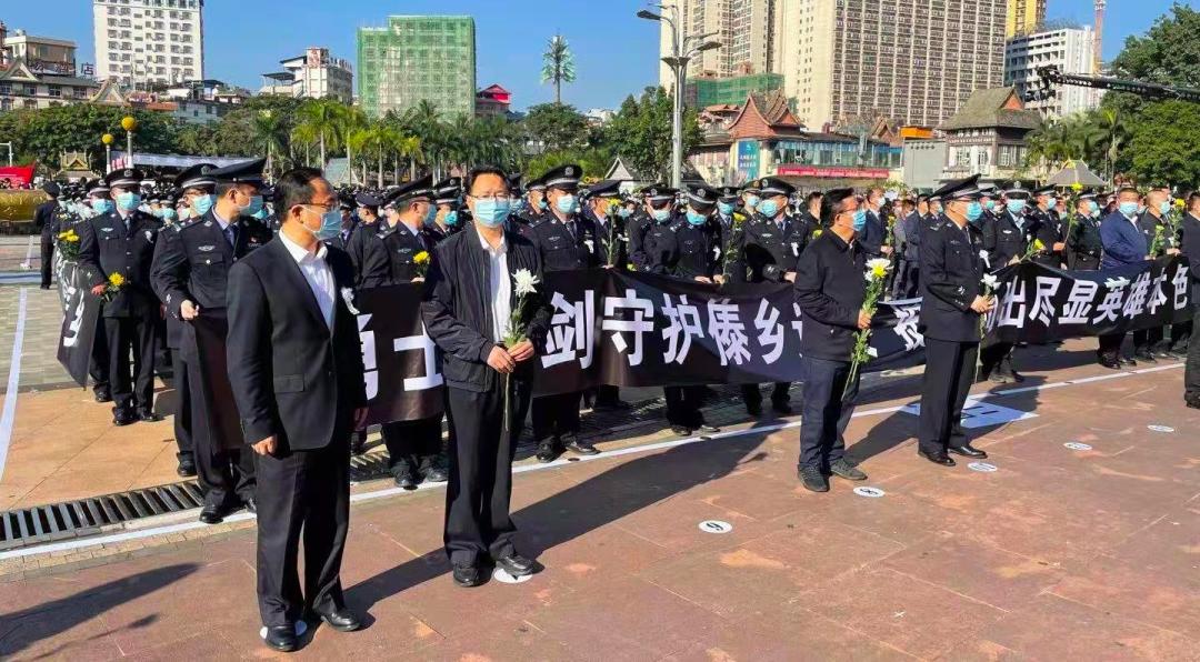 1639029164671678.jpg 135.jpg